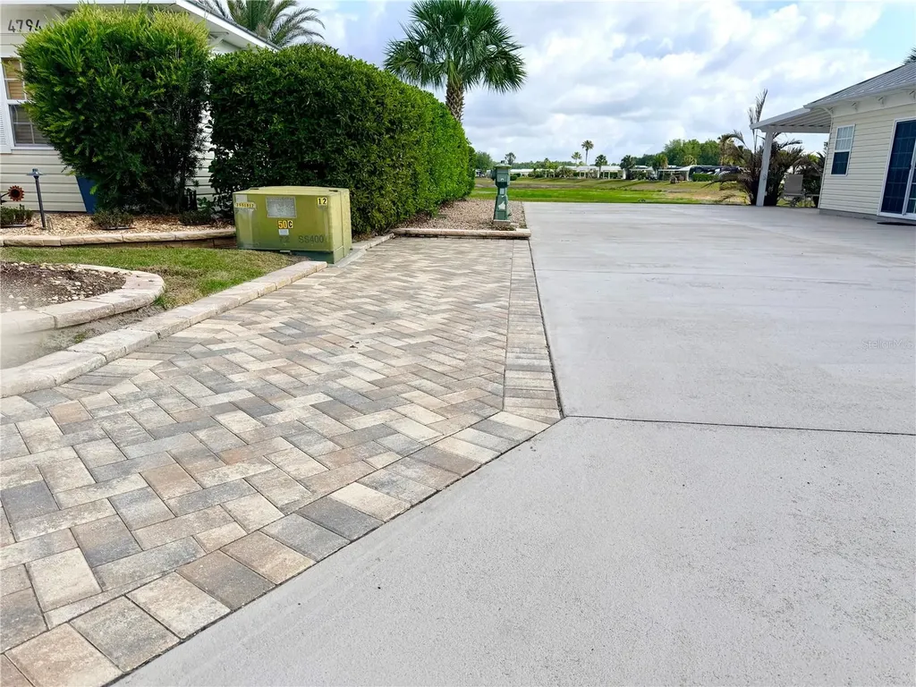 4800 SE 94th Avenue Webster FL 33597