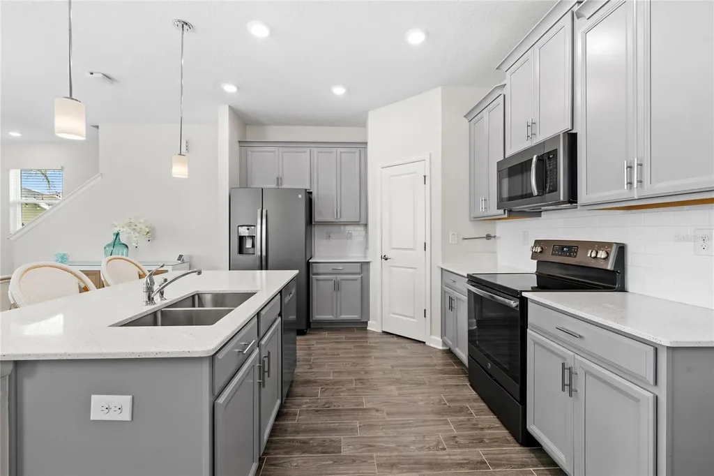17167 Writing Alley Winter Garden FL 34787
