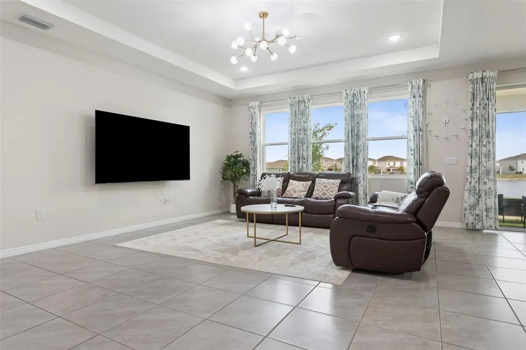 9119 Forge Breeze Loop Wesley Chapel FL 33545