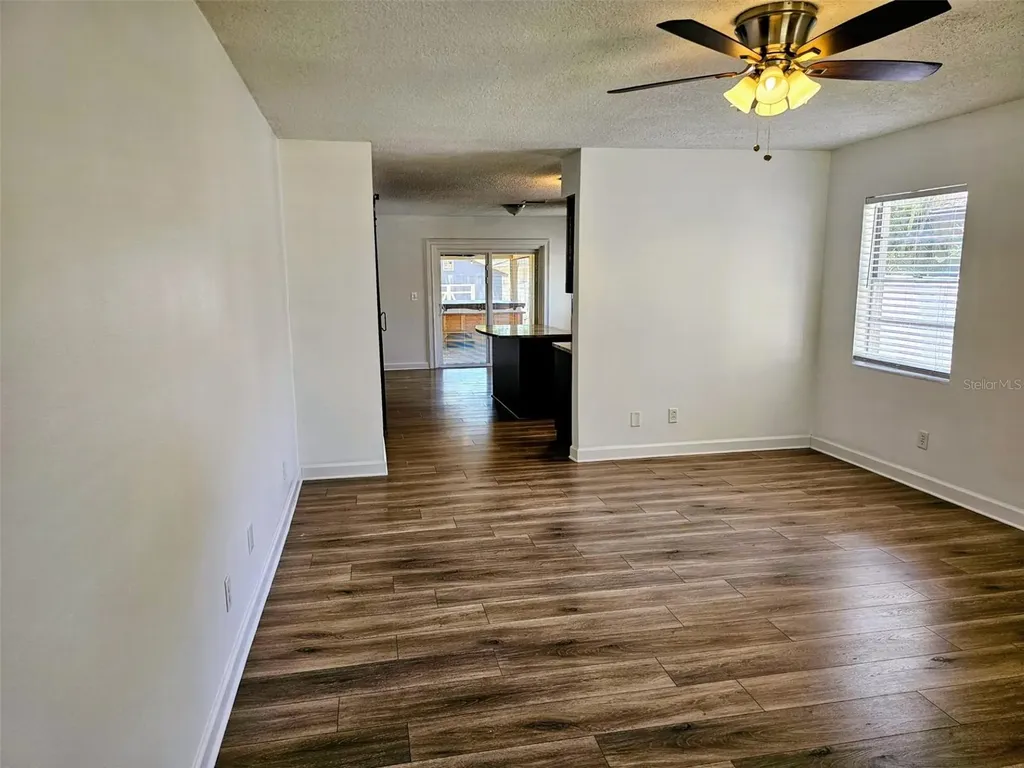 3128 W Varn Avenue Tampa FL 33611