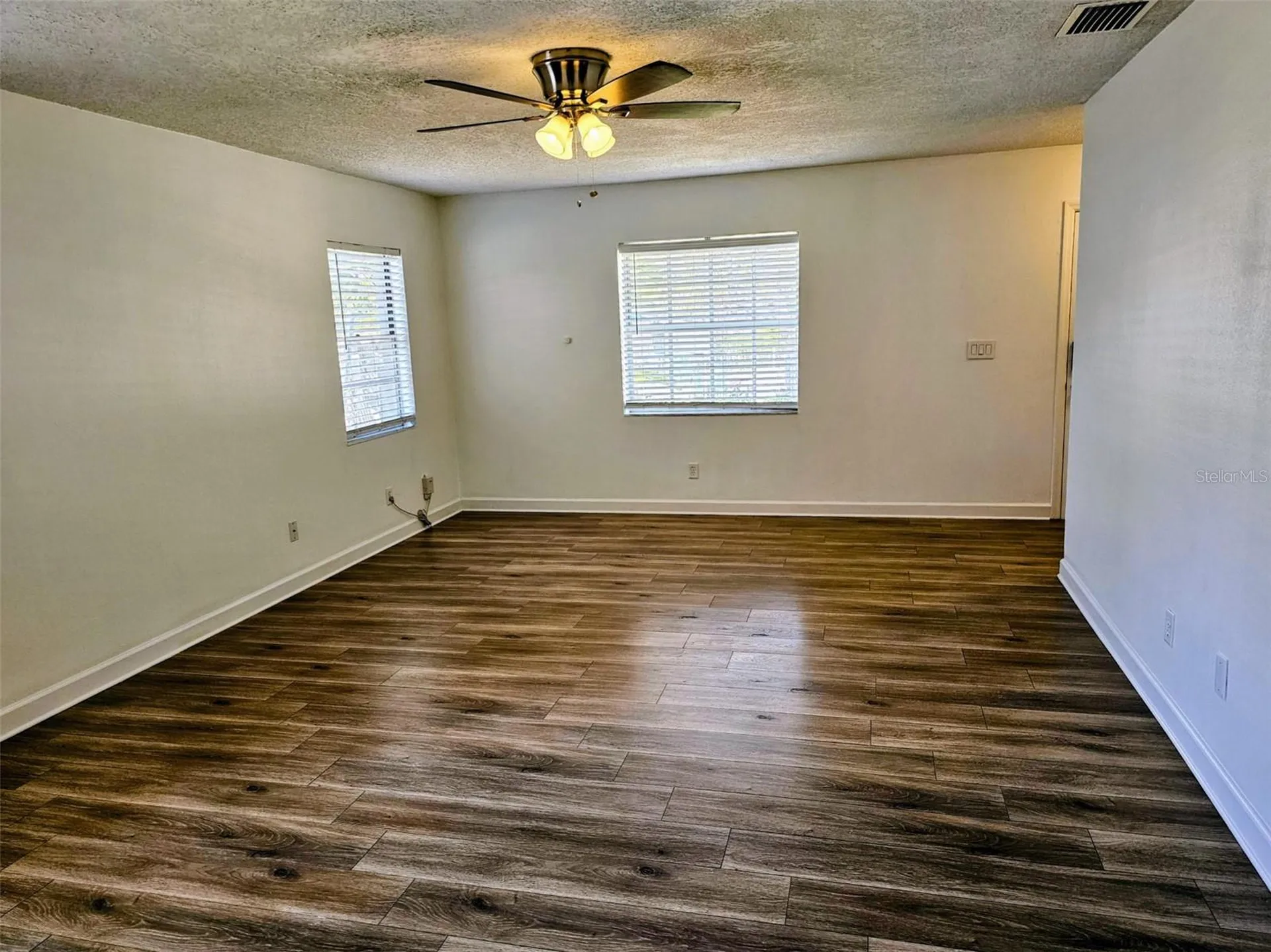 3128 W Varn Avenue Tampa FL 33611