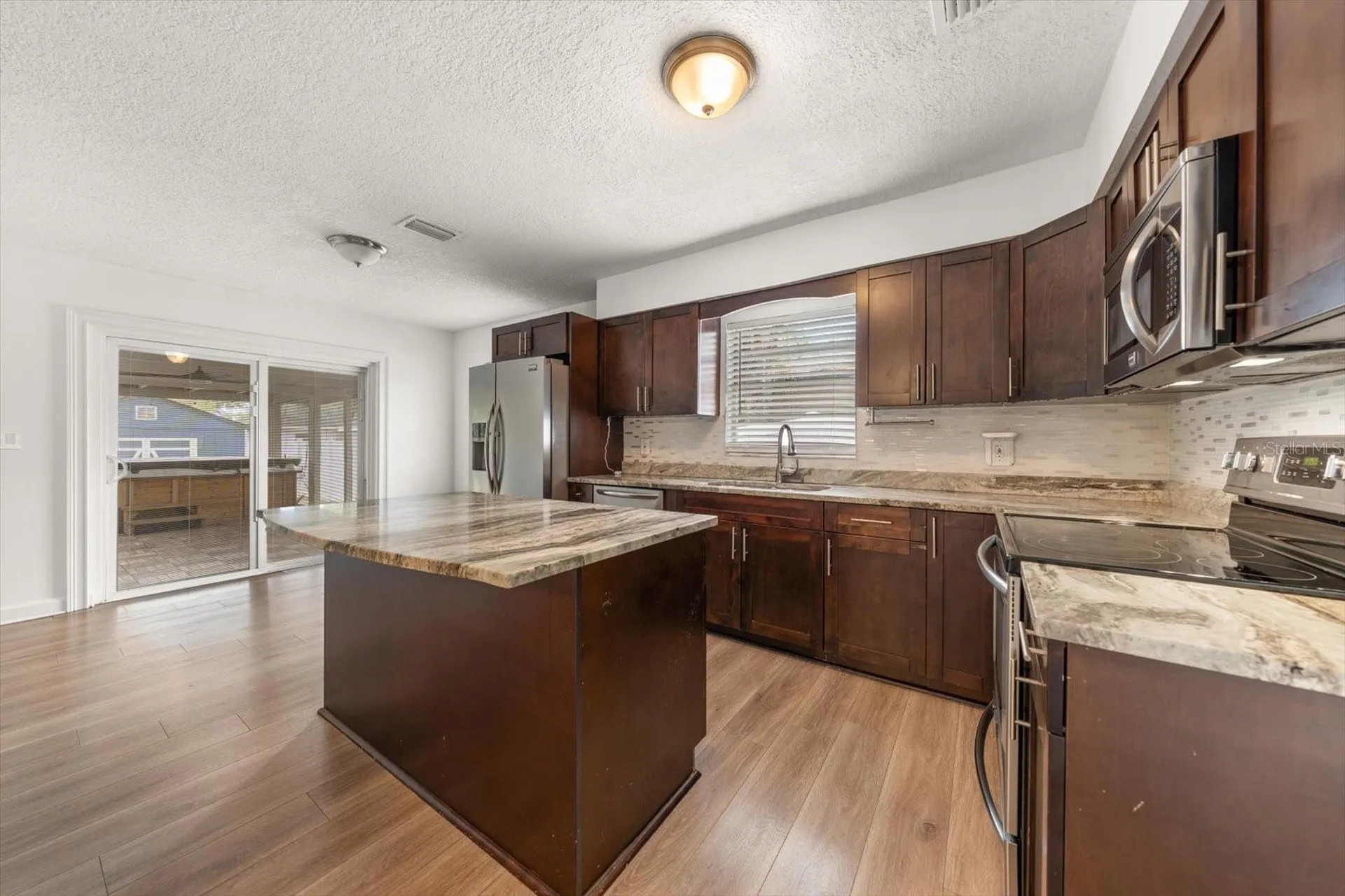 3128 W Varn Avenue Tampa FL 33611