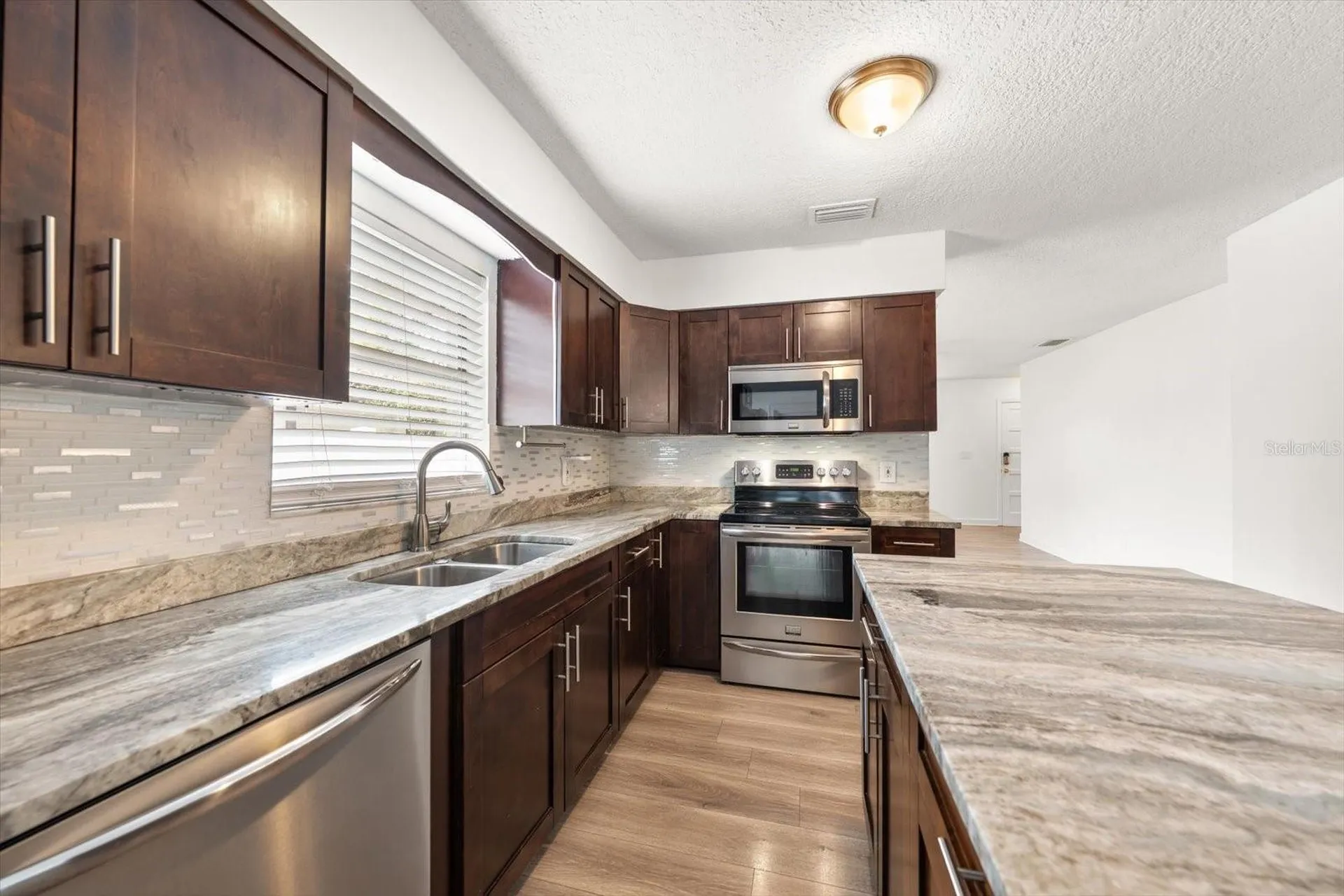 3128 W Varn Avenue Tampa FL 33611
