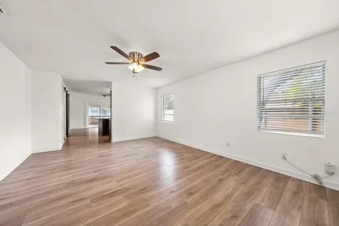 3128 W Varn Avenue Tampa FL 33611