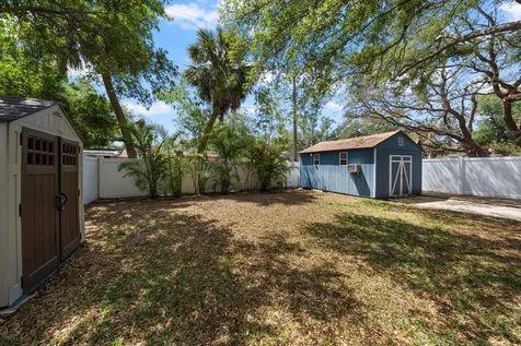 3128 W Varn Avenue Tampa FL 33611
