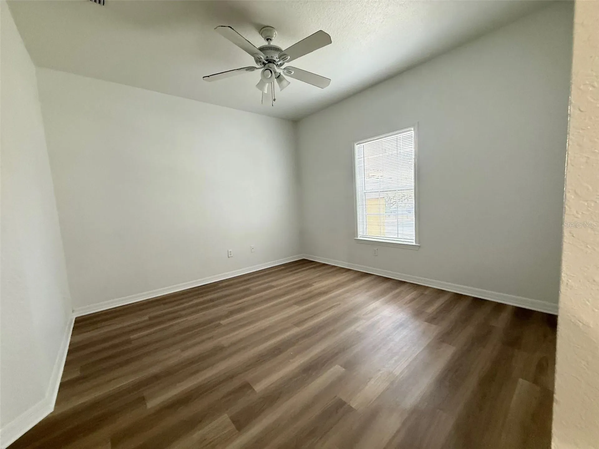 3611 Conroy Road Orlando FL 32839