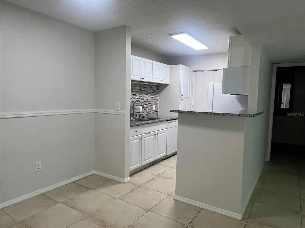 455 Alt 19 S Palm Harbor FL 34683