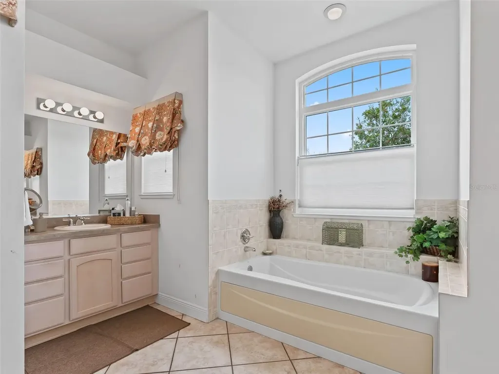 8755 SE 177th Grassmere Street The Villages FL 32162