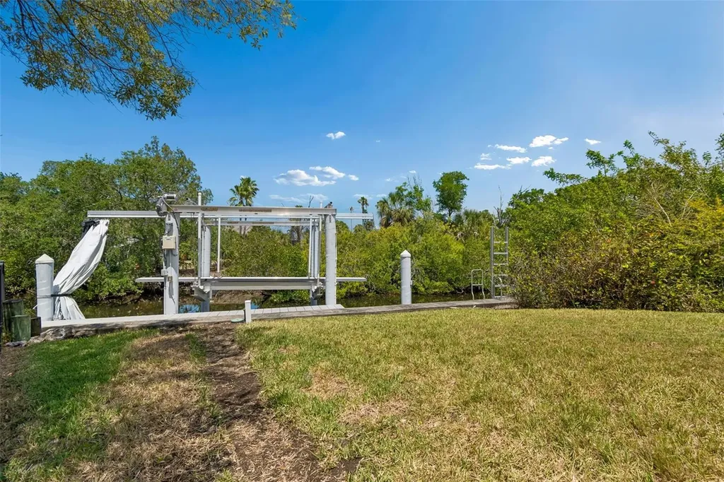 435 Westwinds Drive Palm Harbor FL 34683