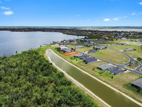 497 Adams View Lane Auburndale FL 33823