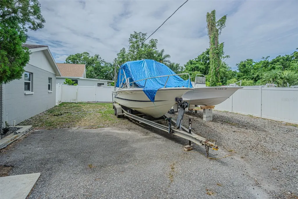 7226 Donald Avenue Tampa FL 33614