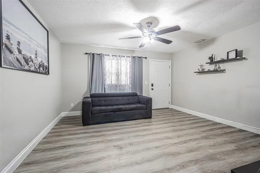 7226 Donald Avenue Tampa FL 33614