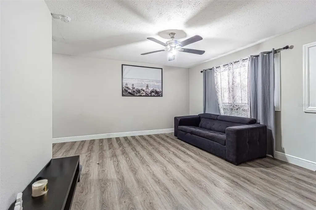 7226 Donald Avenue Tampa FL 33614