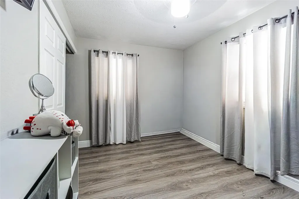 7226 Donald Avenue Tampa FL 33614