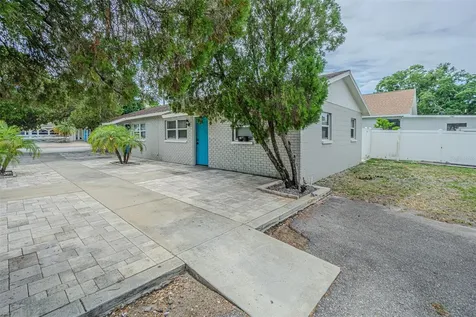 7226 Donald Avenue Tampa FL 33614