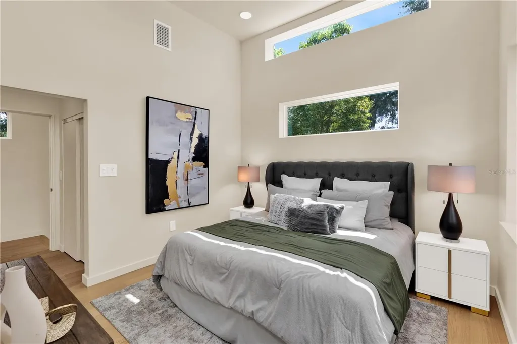 102 W Princeton Street Orlando FL 32804