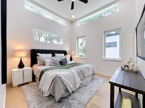 102 W Princeton Street Orlando FL 32804
