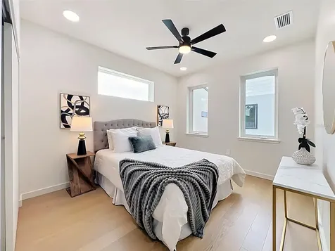 102 W Princeton Street Orlando FL 32804