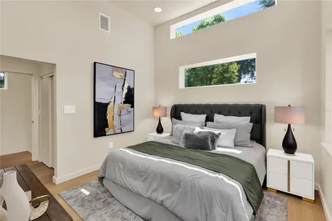 102 W Princeton Street Orlando FL 32804