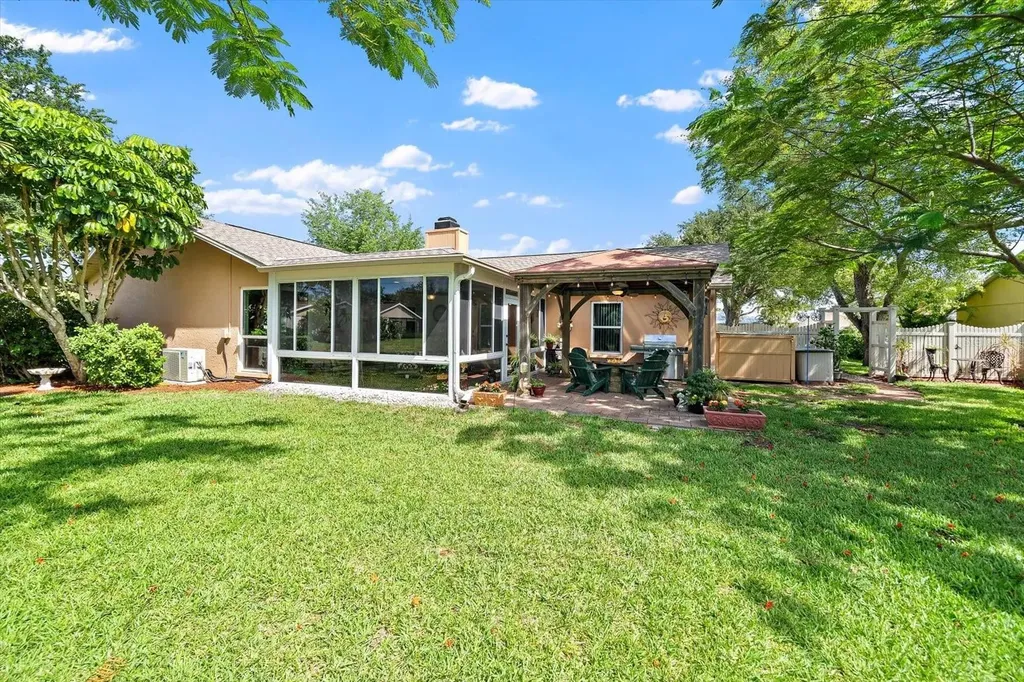 4352 Kingston Loop Sarasota FL 34238