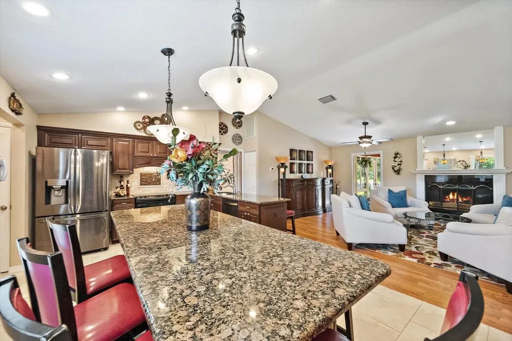 4352 Kingston Loop Sarasota FL 34238