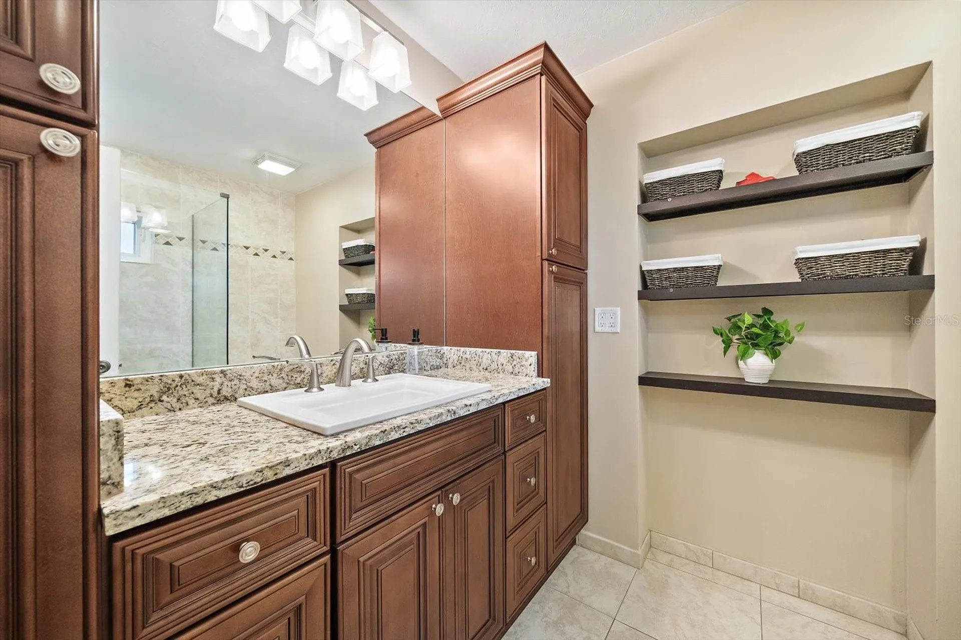 4352 Kingston Loop Sarasota FL 34238