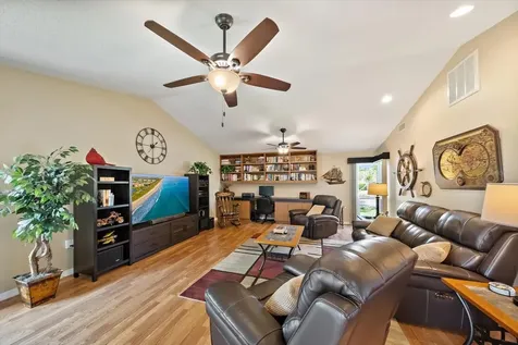 4352 Kingston Loop Sarasota FL 34238