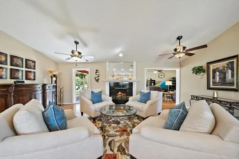 4352 Kingston Loop Sarasota FL 34238