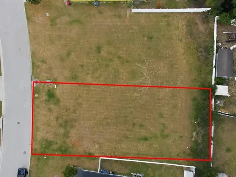 309 Lisa Ann Court Plant City FL 33563