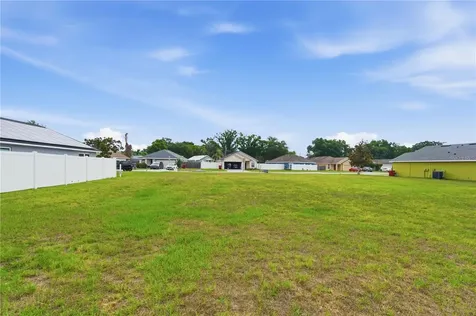 309 Lisa Ann Court Plant City FL 33563