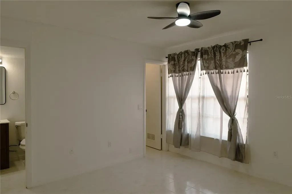 6077 Village Circle Orlando FL 32822