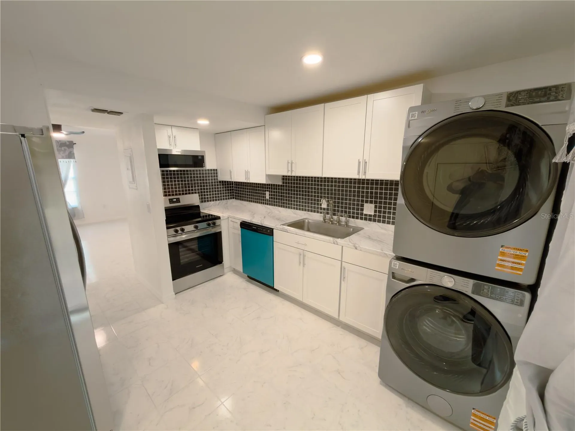 6077 Village Circle Orlando FL 32822