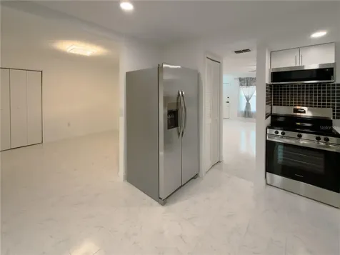 6077 Village Circle Orlando FL 32822