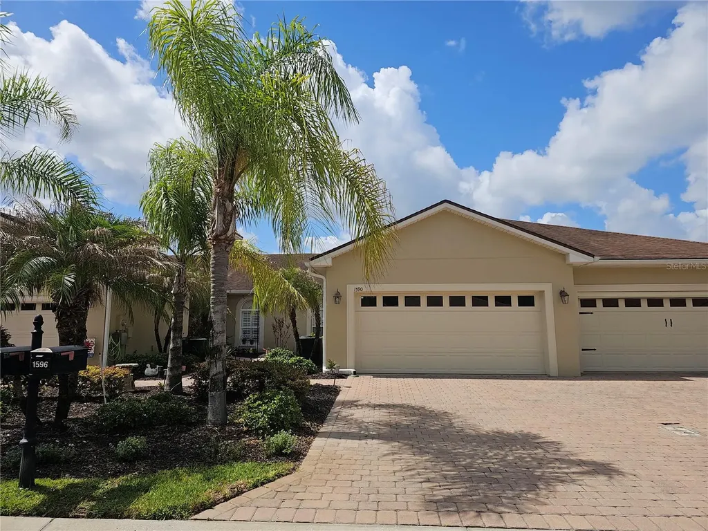 1590 Vienna Square Drive Winter Haven FL 33884