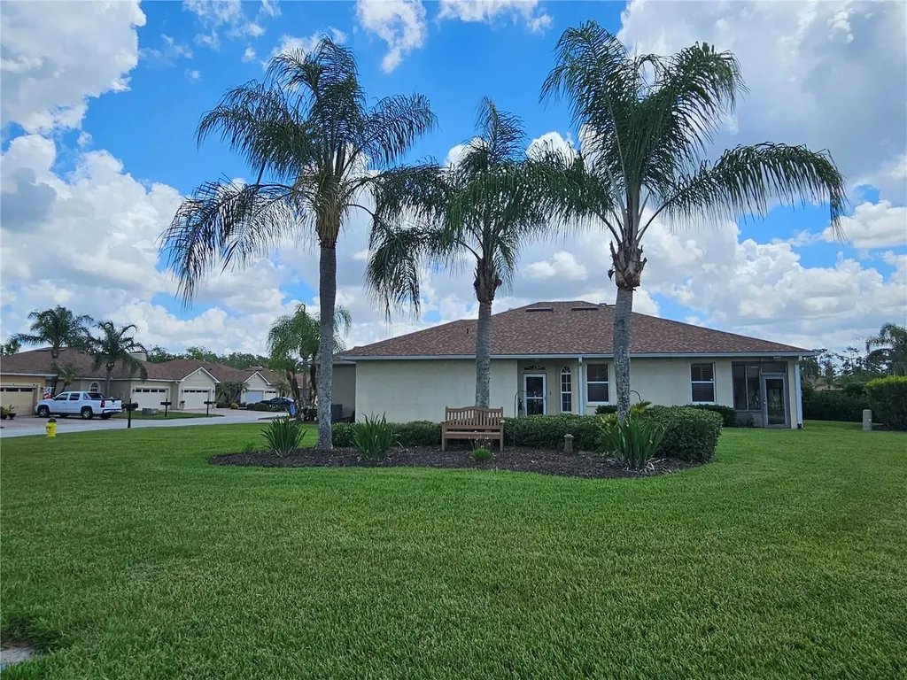 1590 Vienna Square Drive Winter Haven FL 33884