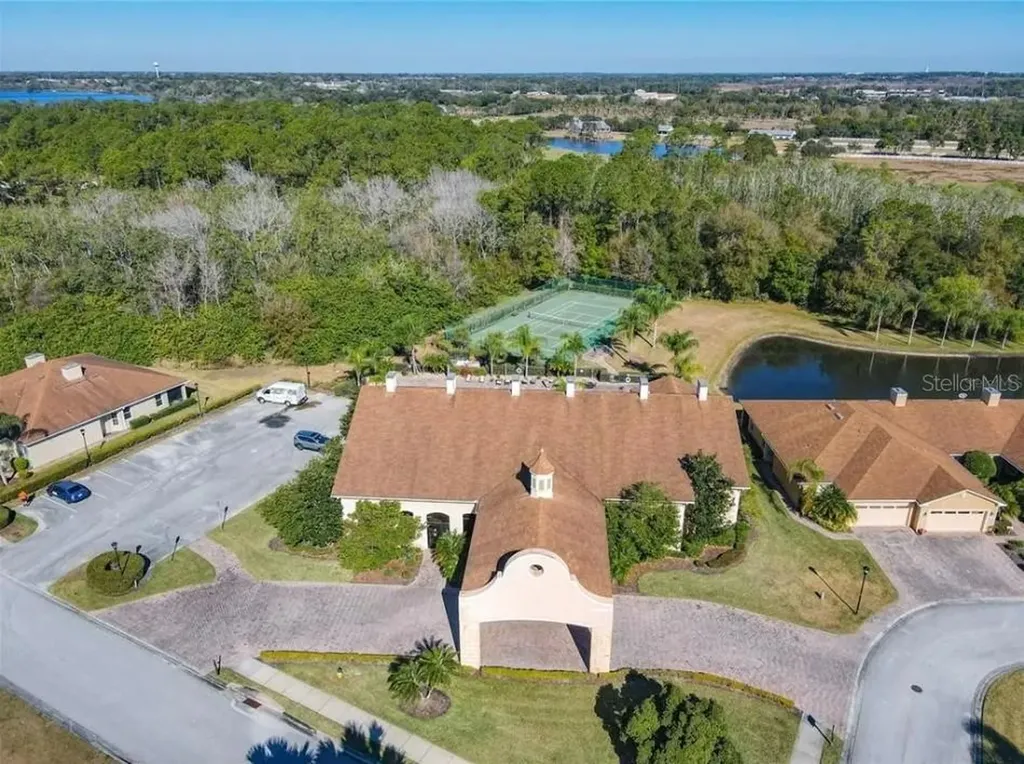 1590 Vienna Square Drive Winter Haven FL 33884
