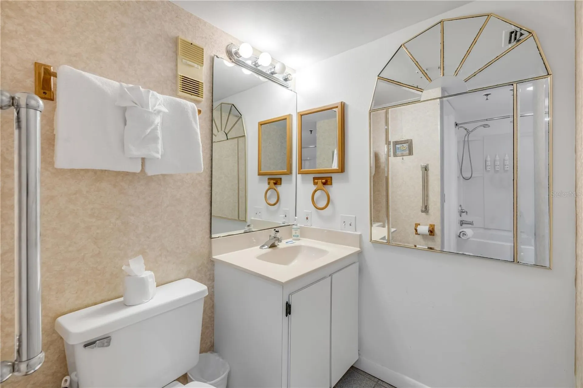 421 S Atlantic Avenue New Smyrna Beach FL 32169