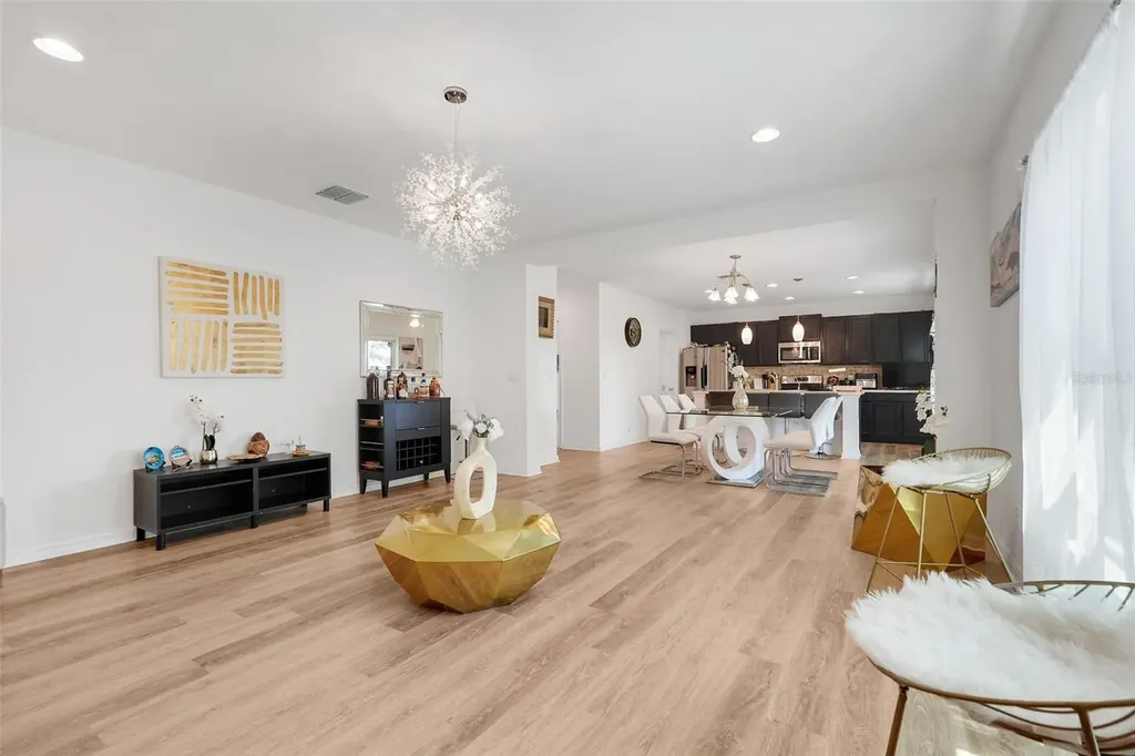 639 Samuel Place Davenport FL 33837