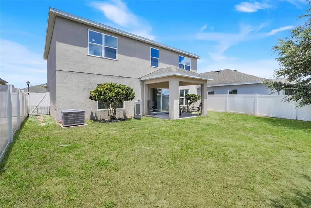 639 Samuel Place Davenport FL 33837