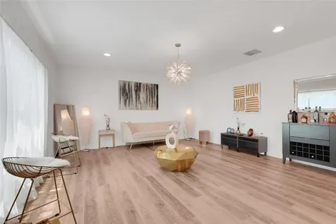 639 Samuel Place Davenport FL 33837