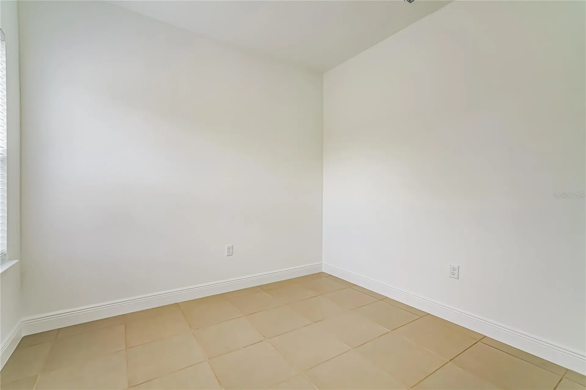 1243 Amazon Lane Kissimmee FL 34759