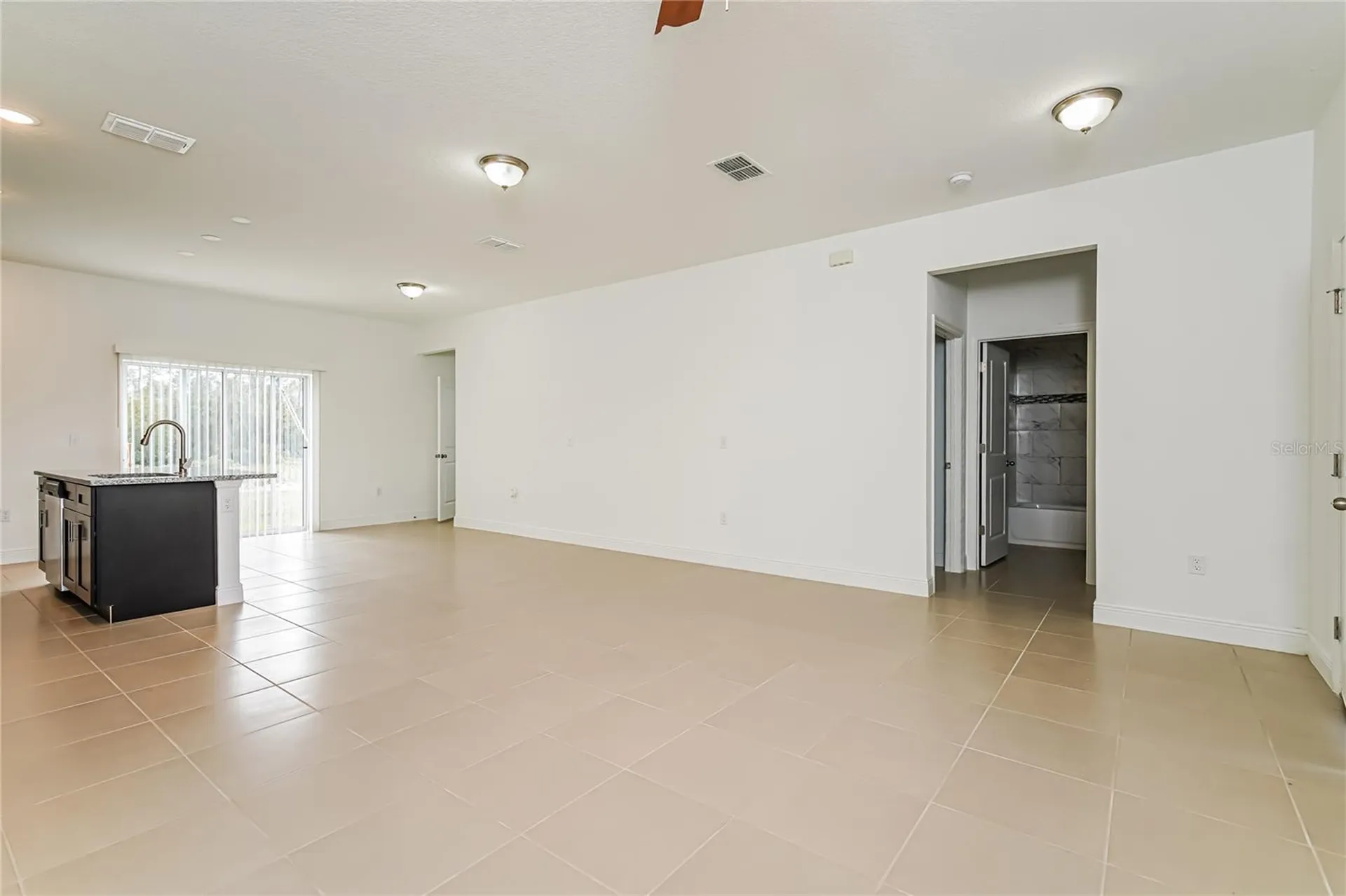 1243 Amazon Lane Kissimmee FL 34759