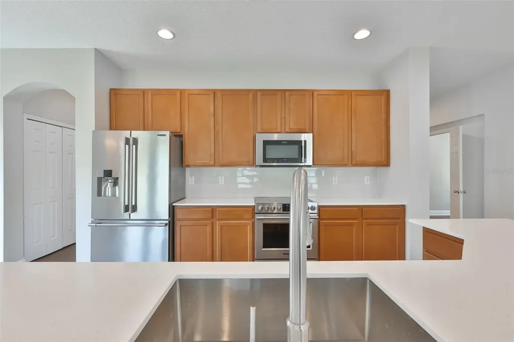 708 Coade Stone Drive Seffner FL 33584