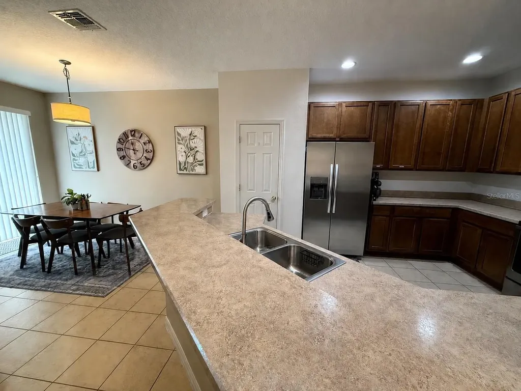 343 Golden Dewdrop Way Oviedo FL 32765