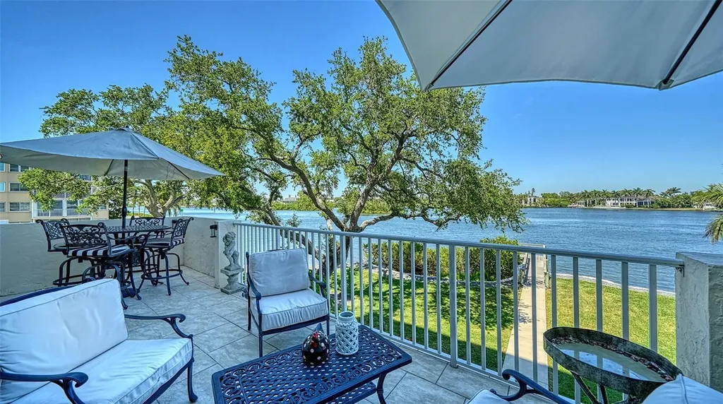 1355 S Portofino Drive Sarasota FL 34242