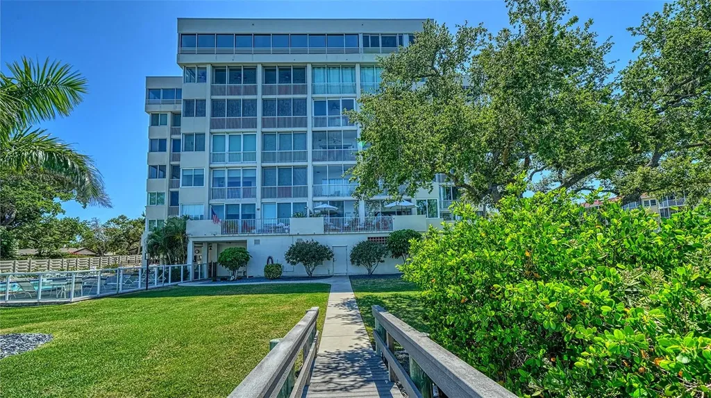 1355 S Portofino Drive Sarasota FL 34242