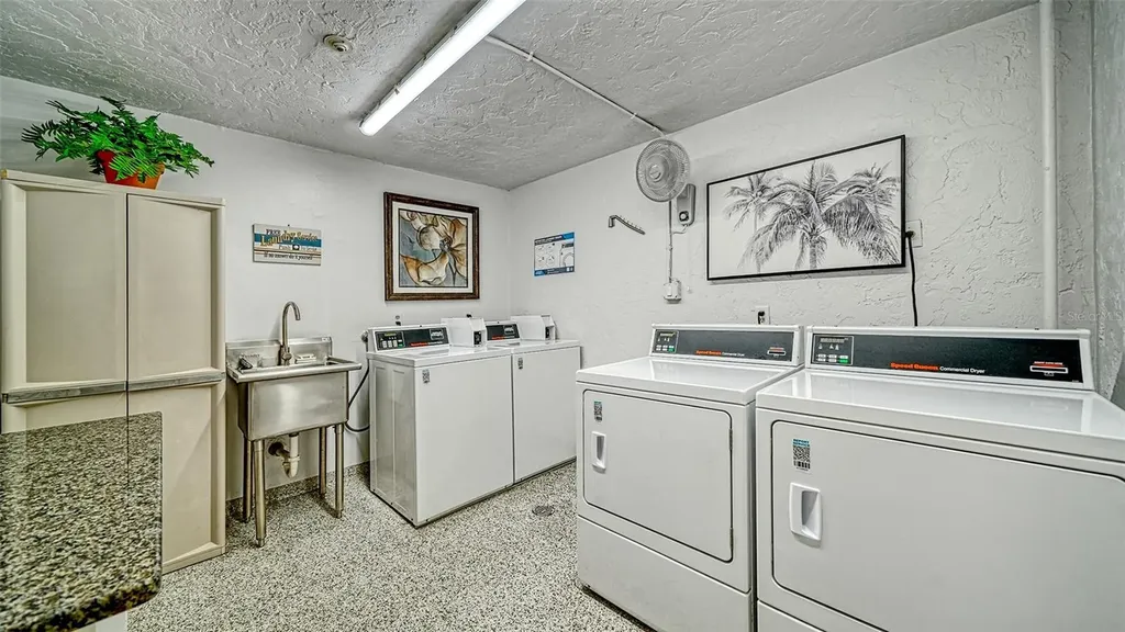 1355 S Portofino Drive Sarasota FL 34242