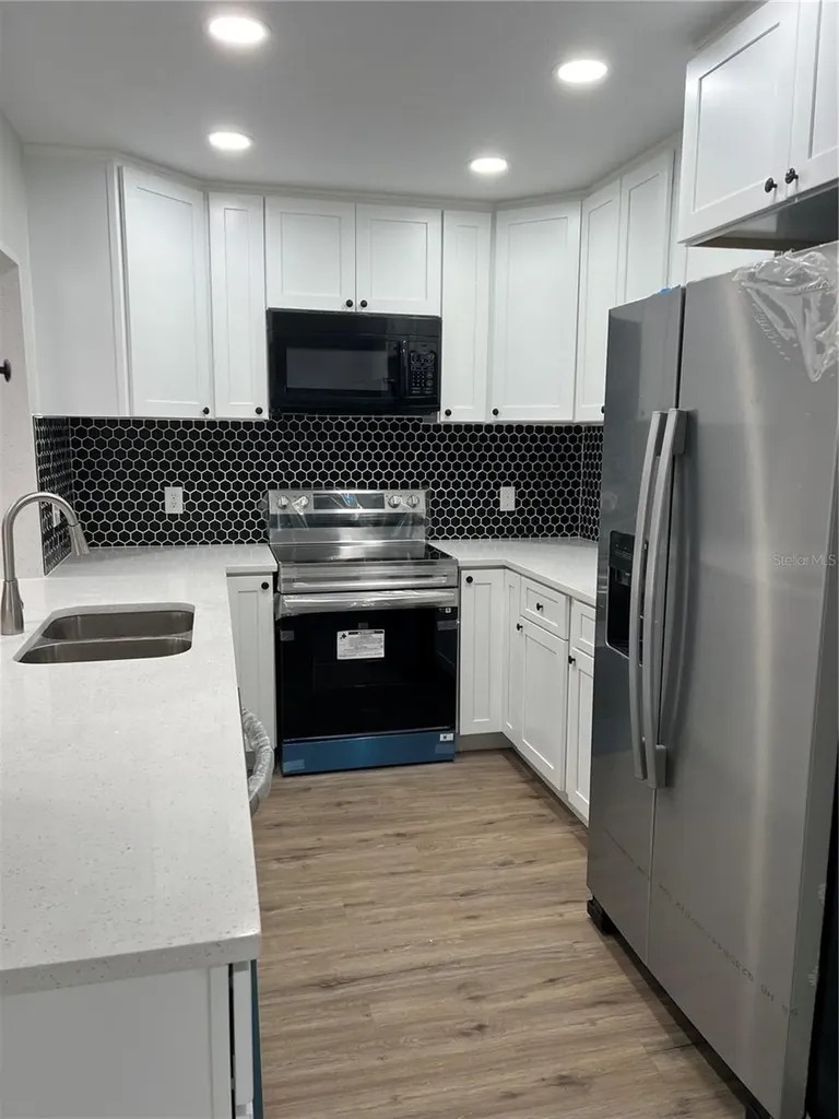 304 La Serena Winter Haven FL 33884