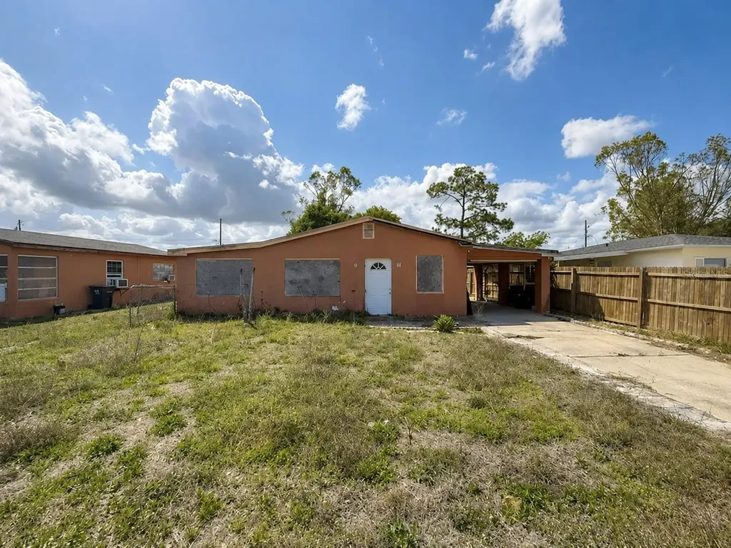 48 Princeton Avenue Frostproof FL 33843