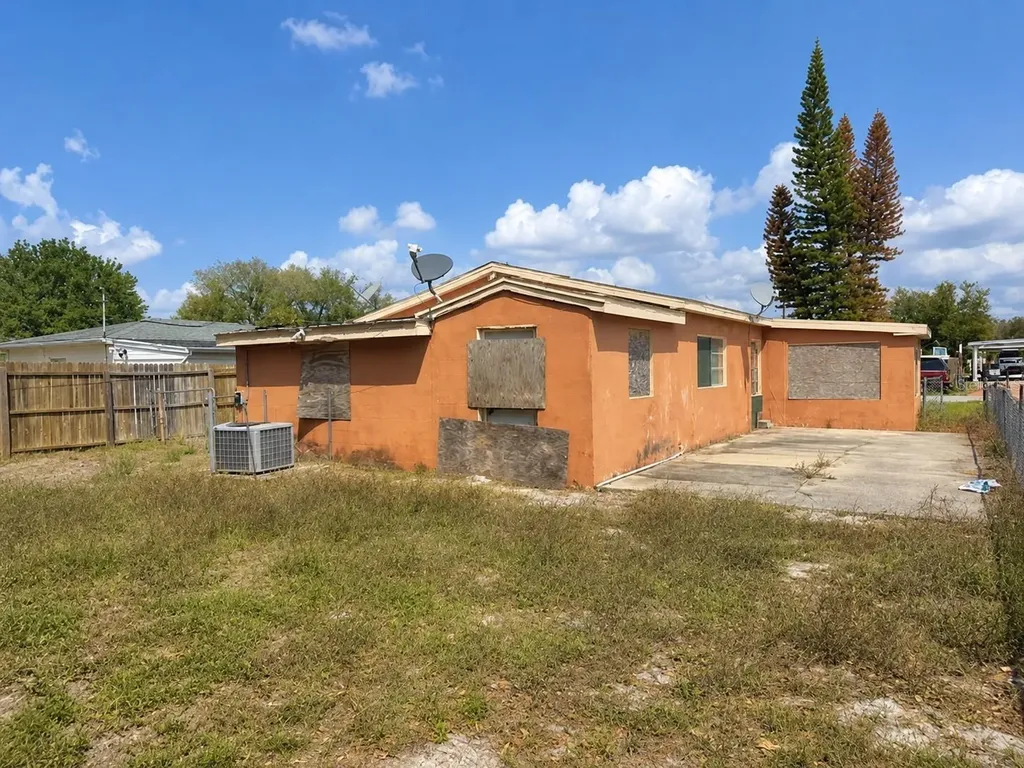 48 Princeton Avenue Frostproof FL 33843